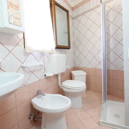 Apartment Cotriero Pineta White House