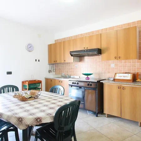 Apartment Cotriero Pineta White House